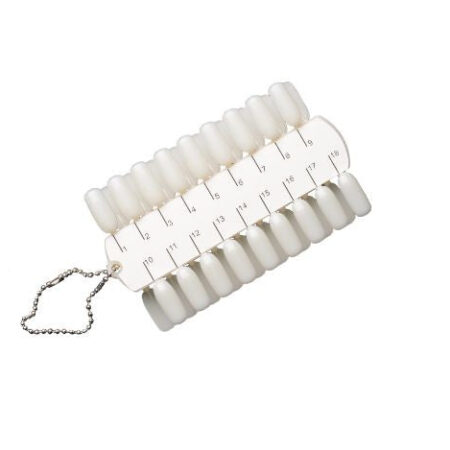 Tip display with chain