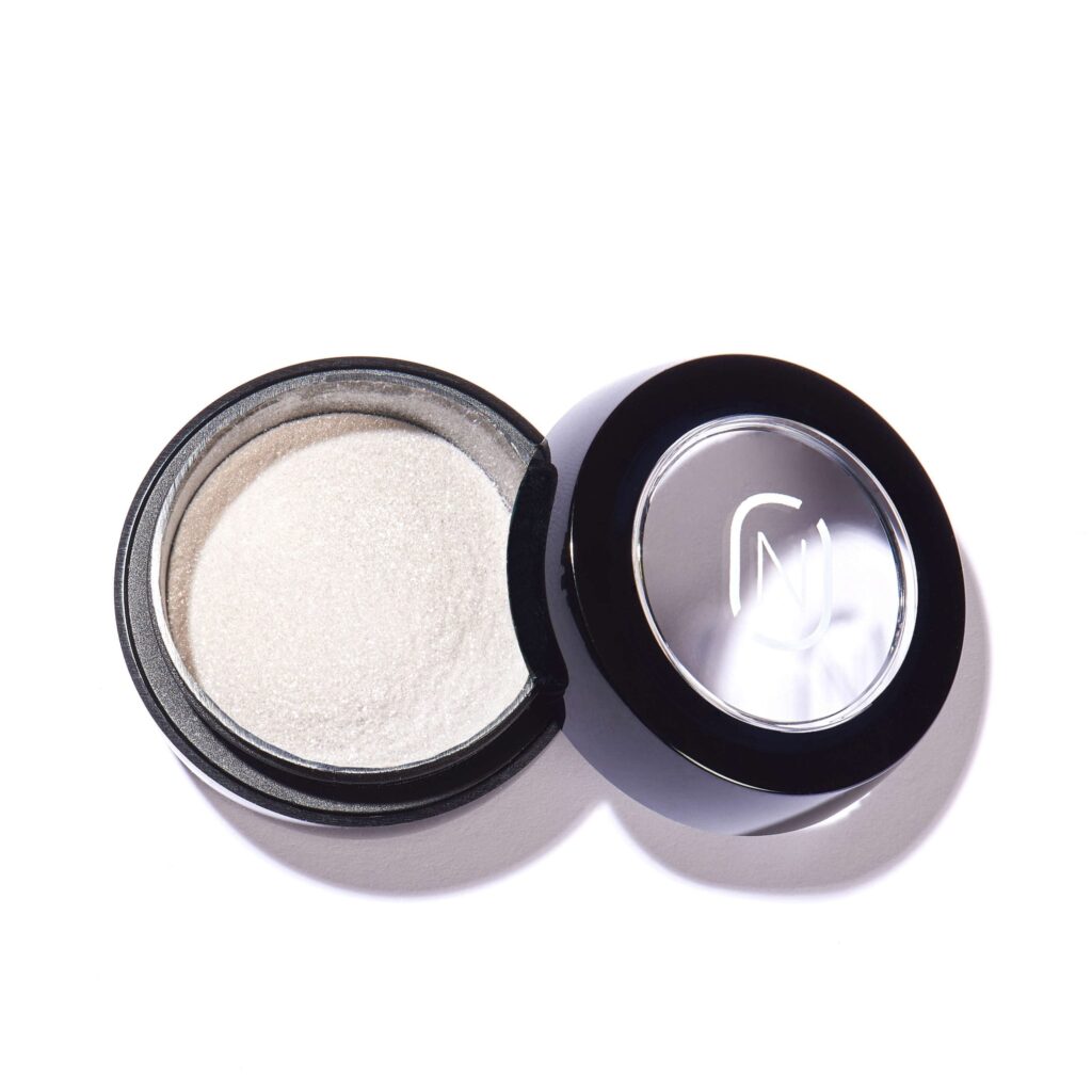 Luxury pearl pigmnet